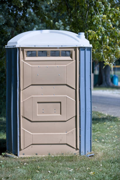 Best Portable bathroom rental  in West Canton, NC